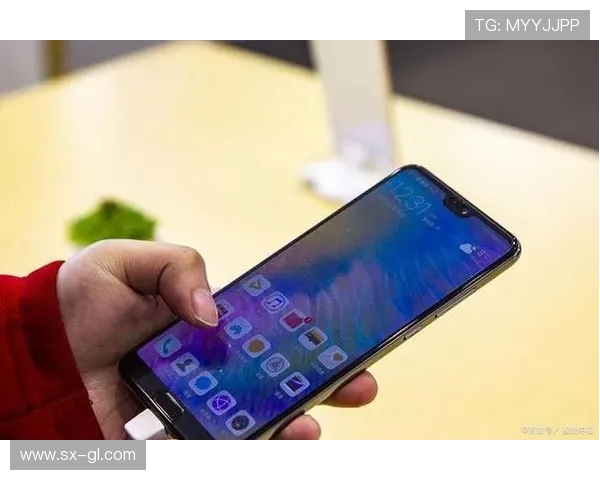 选择不卡顿且省电的高性能手机推荐 打游戏更流畅更持久